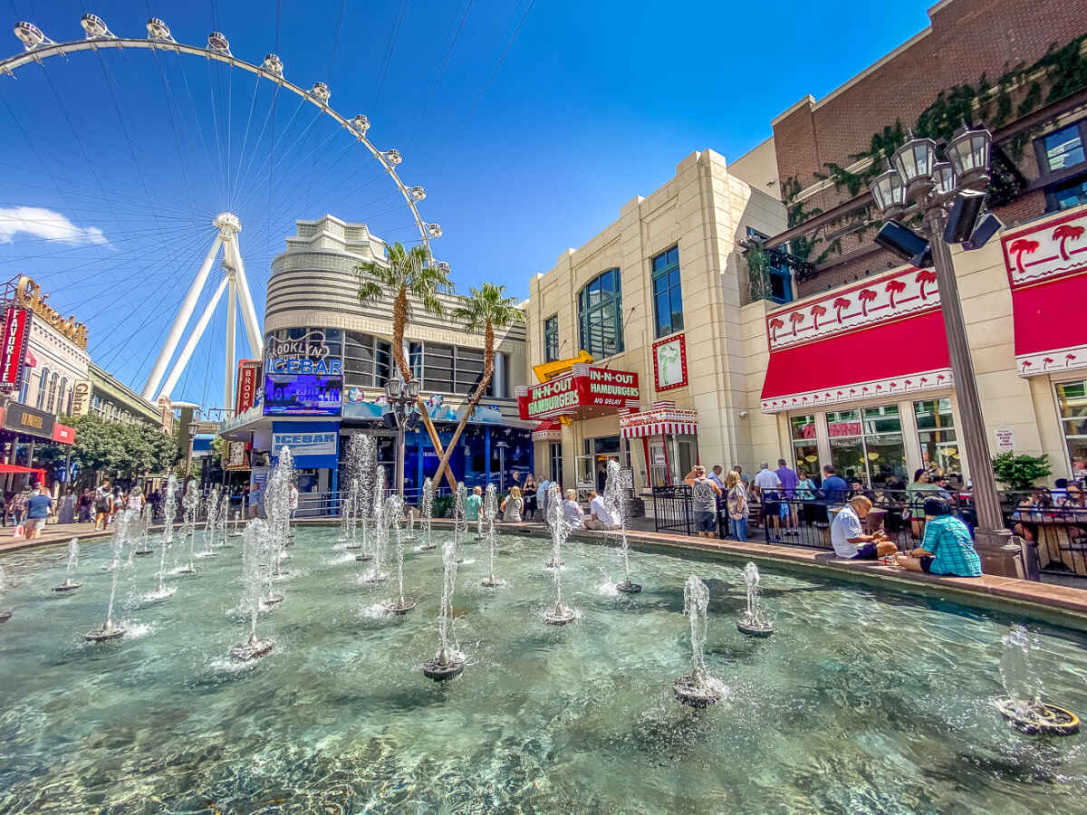 Airbnb Las Vegas: The Ultimate Guide to Sin City Airbnbs 11 Tips for Booking the Perfect Airbnb Property in Las Vegas