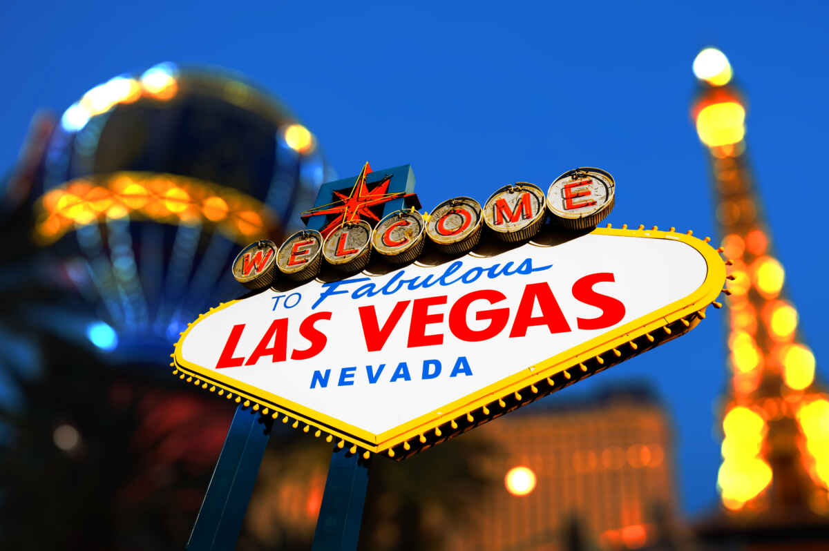 Two Vegas Residencies Extended