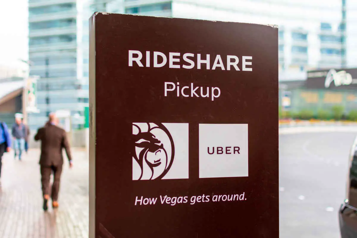 Examination of Ridesharing Services on the Las Vegas Strip