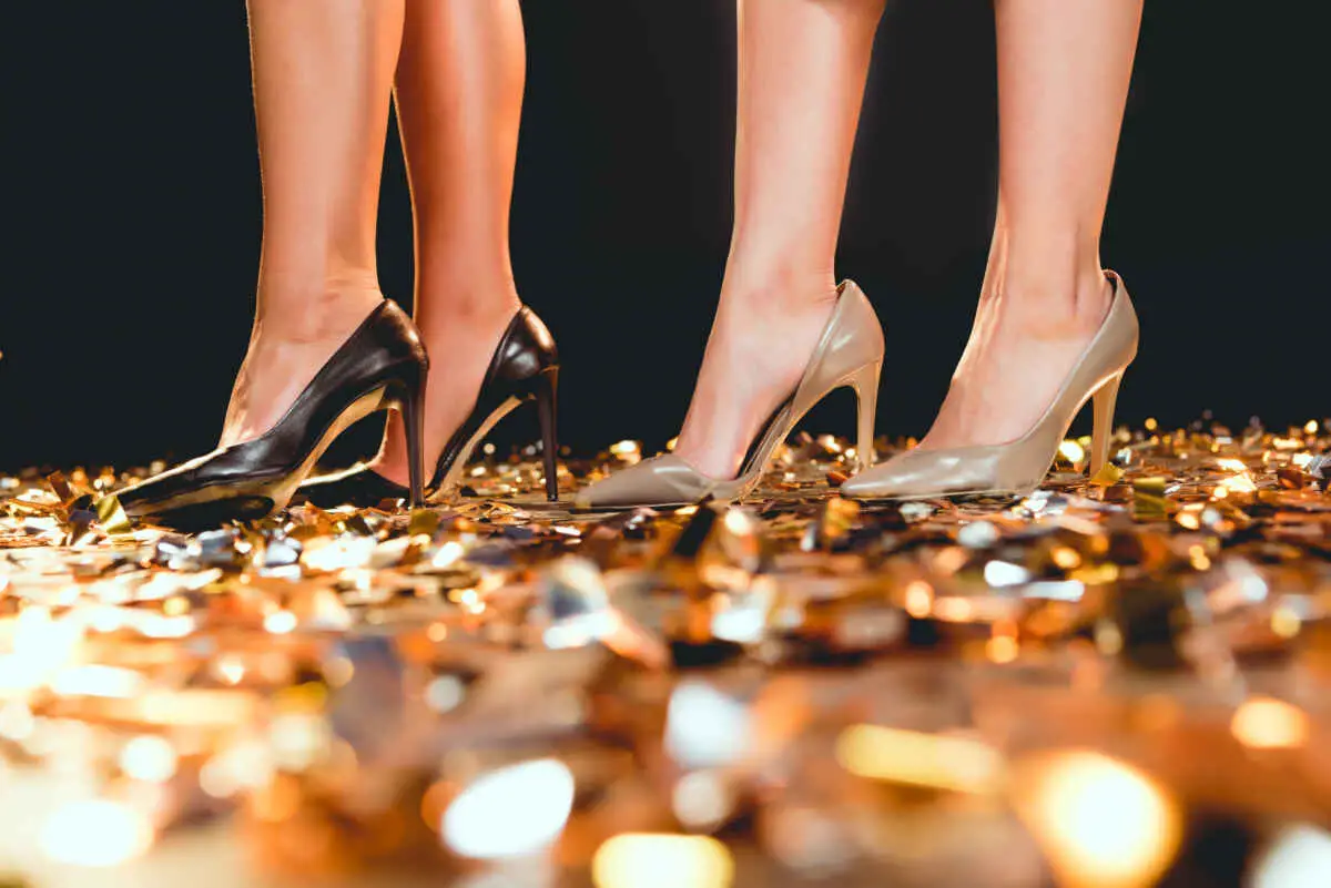Mastering the Las Vegas Nightclub Dress Code (What to Wear) 4 Specific Clothing Items