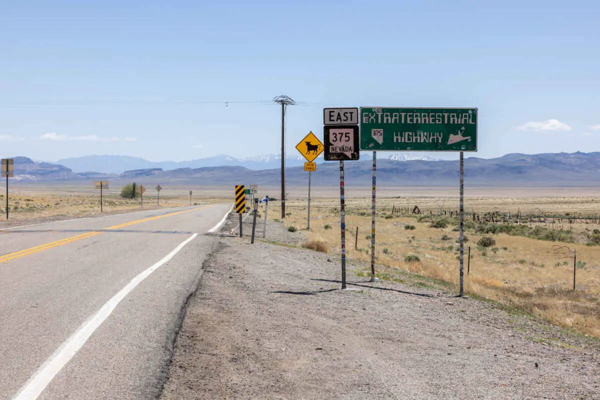 Area 51: Driving the Extraterrestrial Highway from Las Vegas 3 The Extraterrestrial Highway